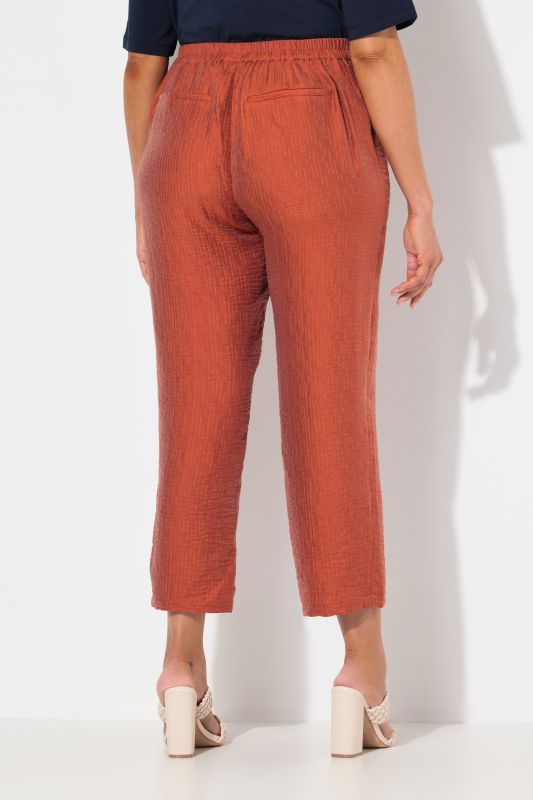 Pantalon Rena en lyocell texturé. Taille confortable