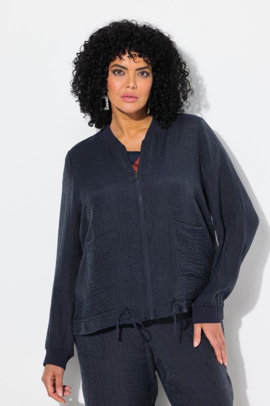Blouson en Lyocell mélangé. Encolure style veste Teddy. Cordon de serrage