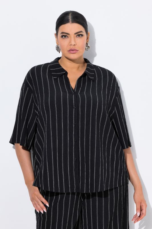 Chemisier rayé en jersey, col chemise et manches courtes
