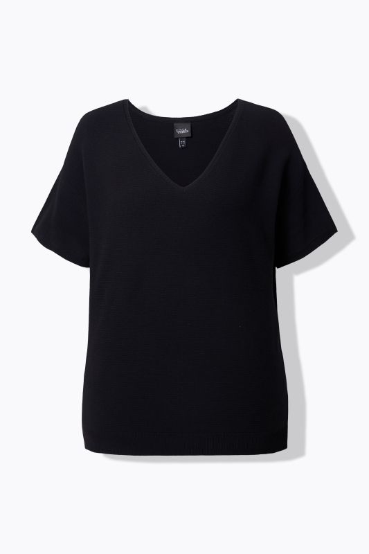 Pull côtelé, col en V et manches courtes