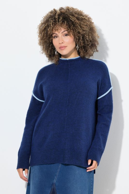 Pull oversize, bordures contrastantes, col montant et manches longues