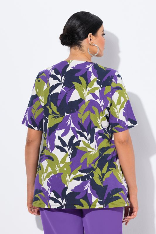 T-shirt coupe évasée, motif feuilles, décolleté en forme de cœur et manches courtes