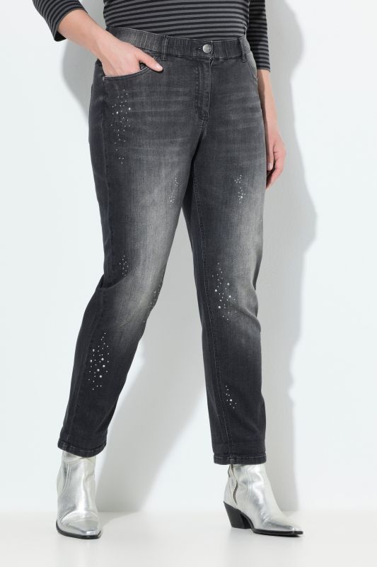 Jean Boyfriend, denim stretch et rivets fantaisie