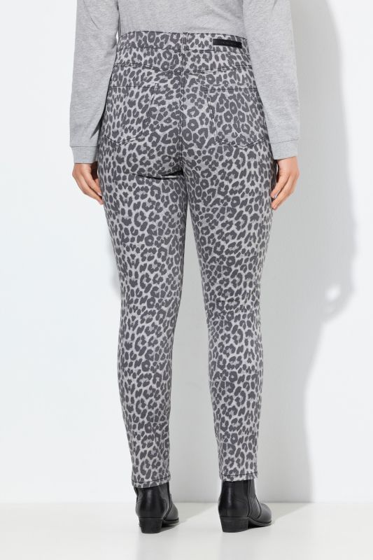 Jean Sarah motif léopard, jambe étroite et sergé stretch