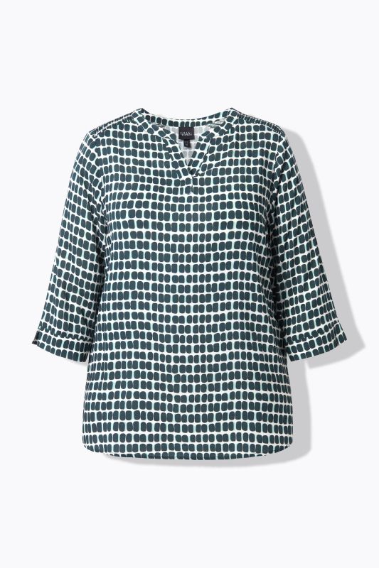 Blouse en satin, épaules smockées, col tunisien et manches 3/4