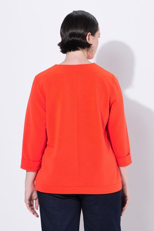 T-shirt manches 3/4 et décolleté en V, tissu texturé