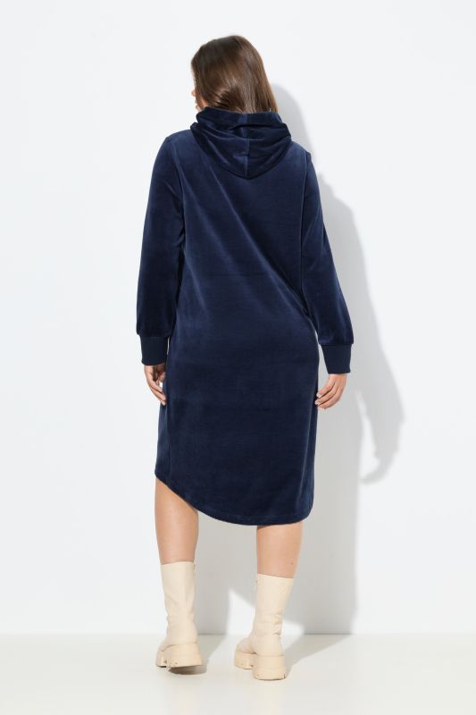 Robe à capuche et manches longues, aspect velours côtelé raffiné