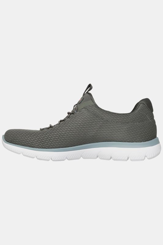 Sneakers Skechers. Modèle léger, mousse à mémoire de forme – largeur G