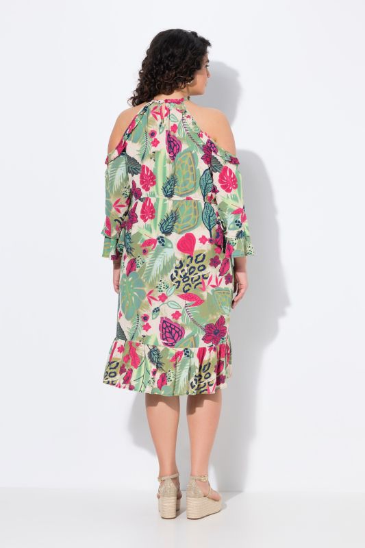 Robe à col rond et manches 3/4. Épaules nues et coupe évasée