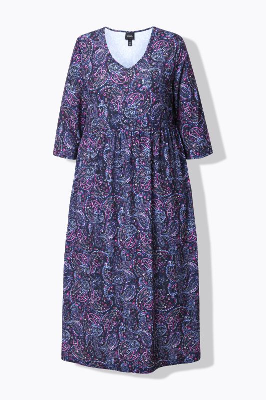 Robe en jersey, coupe évasée. Col en V et manches 3/4