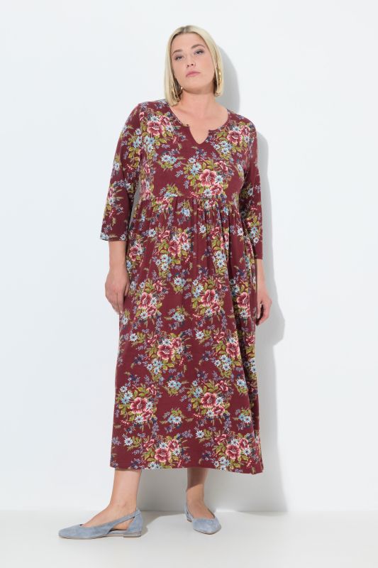 Robe maxi en jersey motif floral, col tunisien et manches 3/4, coupe évasée