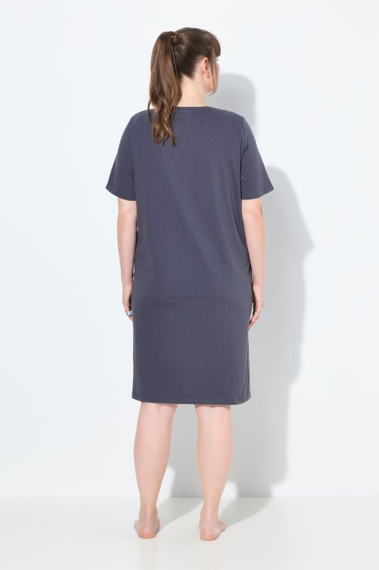 Chemise de nuit à fleurs, broderie sur le buste, décolleté en V et manches courtes