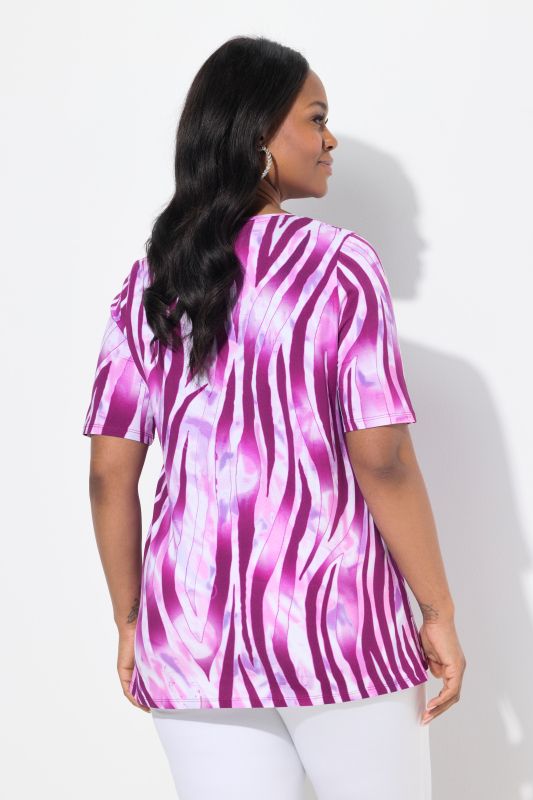 T-shirt motif zèbre, coupe évasée. Encolure ronde et manches courtes