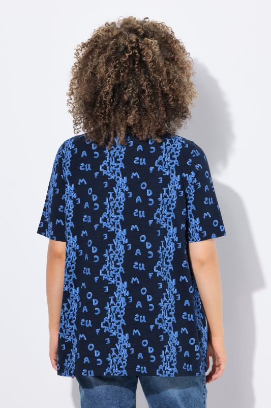 T-shirt coupe évasée, motif lettres de l'alphabet, décolleté en V et manches longues