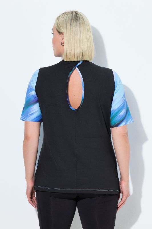 T-shirt décolleté rond et manches courtes, découpe dans le dos, matière recyclée