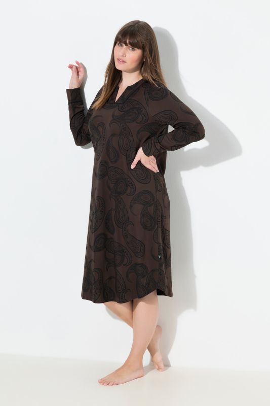 Chemise de nuit à motif cachemire, col tunisien et manches longues