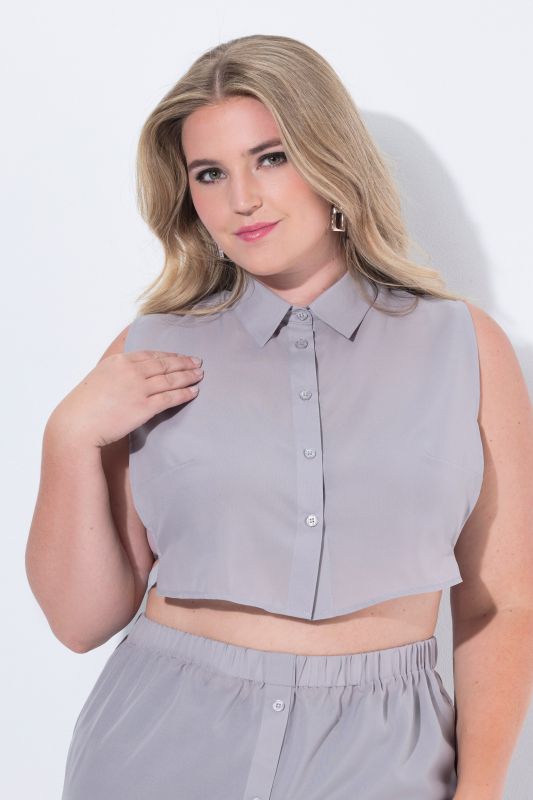 Faux col chemisier, patte de boutonnage, à porter en dessous d'un haut