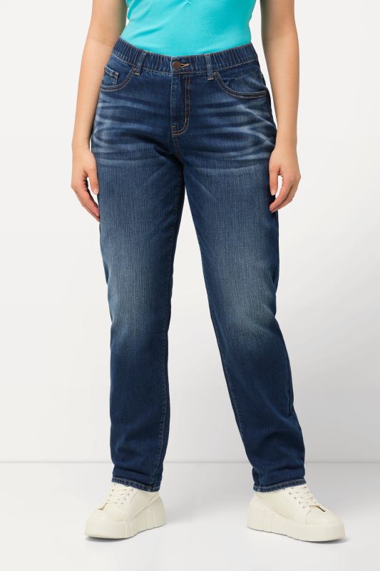Jean boyfriend à 5 poches. Taille confortable