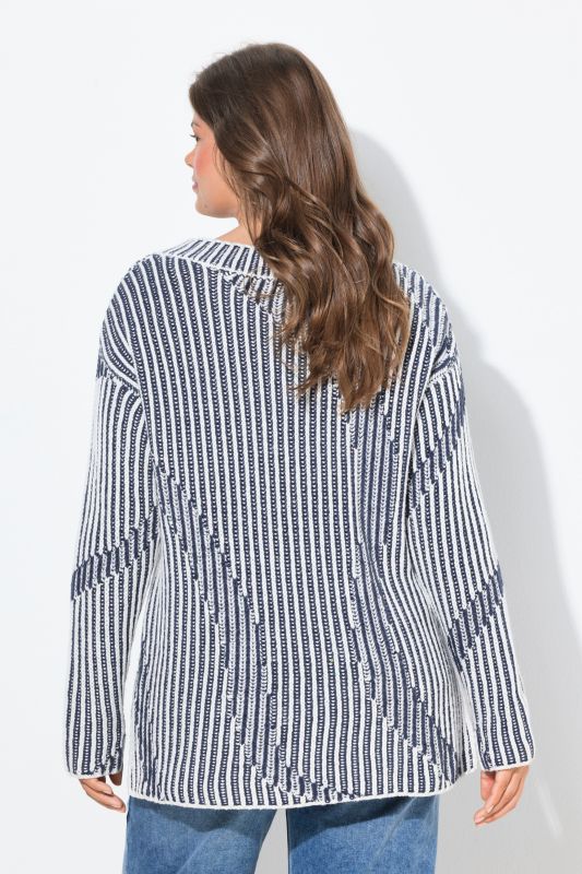 Pull en maille, col en V et manches longues