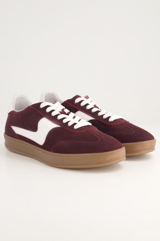 Sneakers en cuir avec bandes, largeur H