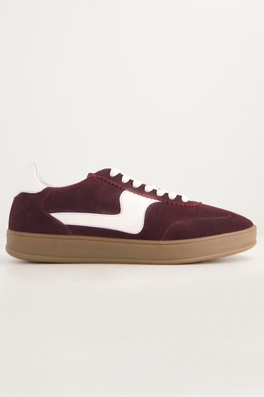 Sneakers en cuir avec bandes, largeur H