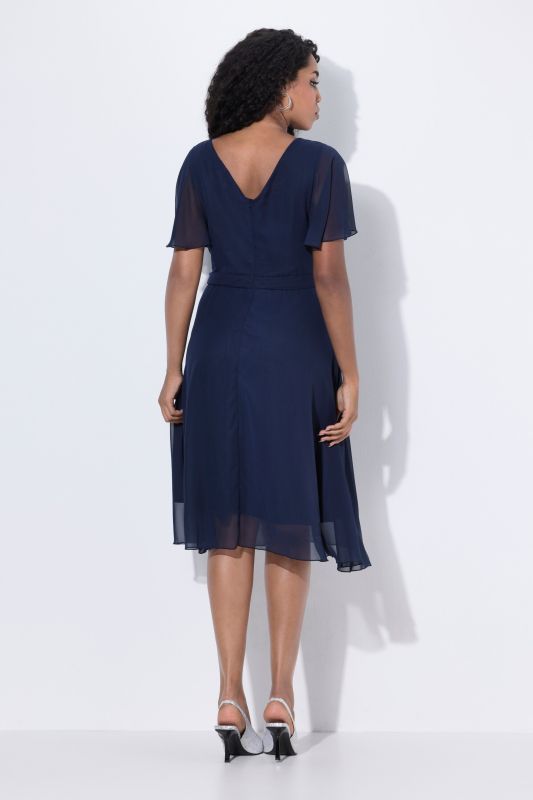 Robe de soirée en mousseline, longueur midi et drapé