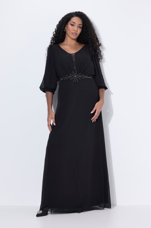Robe maxi en mousseline, multicouche. Décolleté V, manches 3/4