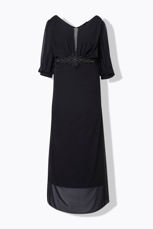Robe maxi en mousseline, multicouche. Décolleté V, manches 3/4