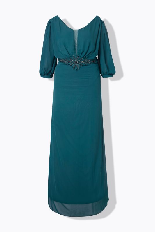 Robe maxi en mousseline, multicouche. Décolleté V, manches 3/4