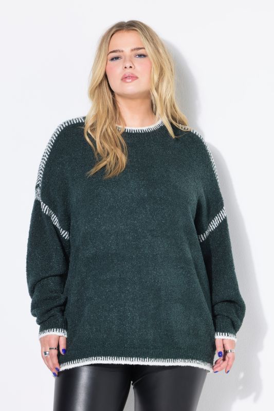 Pull oversize, coutures fantaisie
