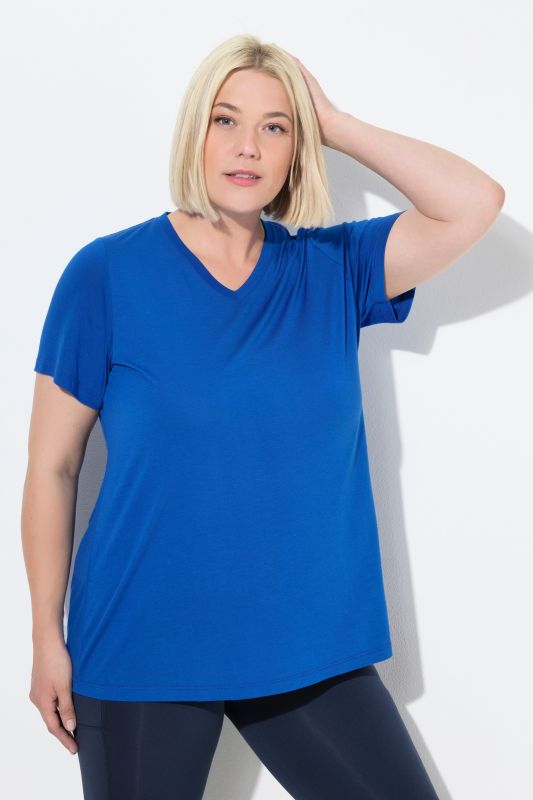 T-shirt technique antibactérien, décolleté en V et manches courtes