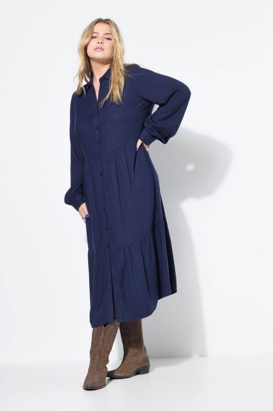 Robe midi évasée, motif à carreaux, patte de boutonnage et volant à l'ourlet