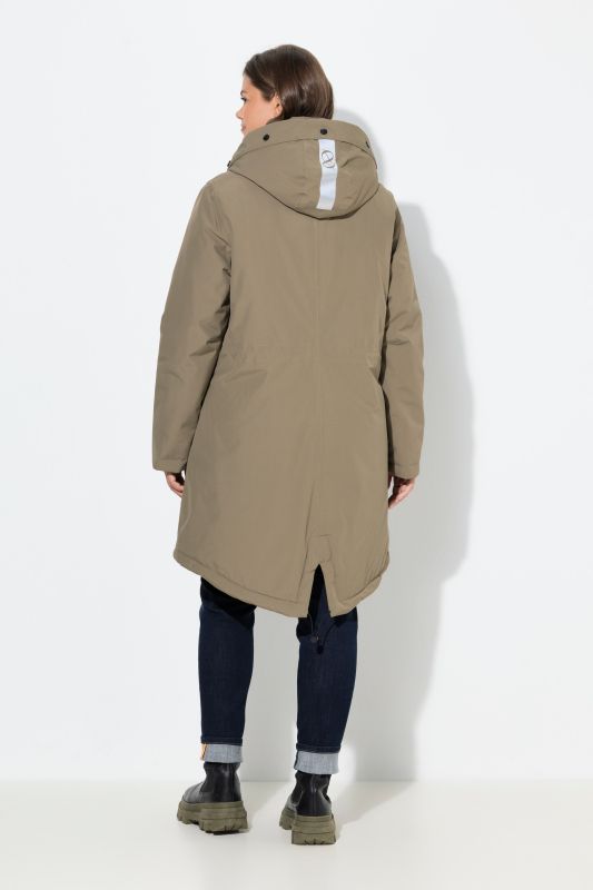 Manteau technique à capuche. Fermeture éclair à double sens