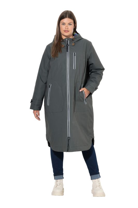 Manteau technique à capuche. Fermeture zippée