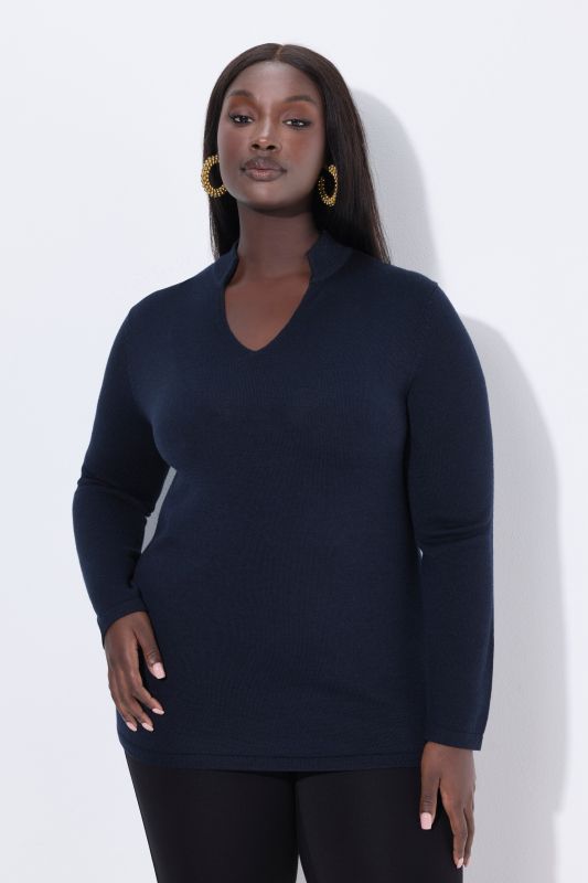 Pull à teneur en soie, col jabot et manches longues