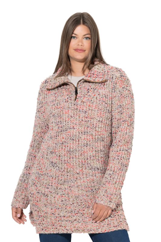 Pull long en maille. Manches longues, col camionneur