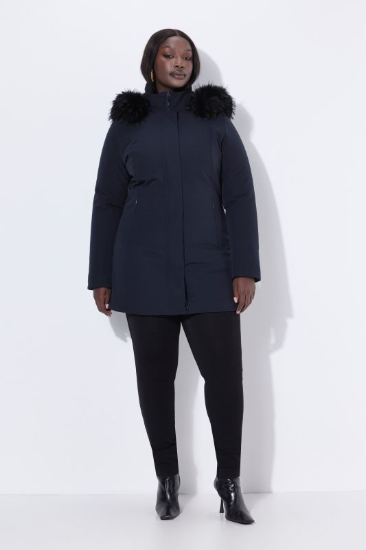 Veste technique à capuche, modèle imperméable, poches zippées