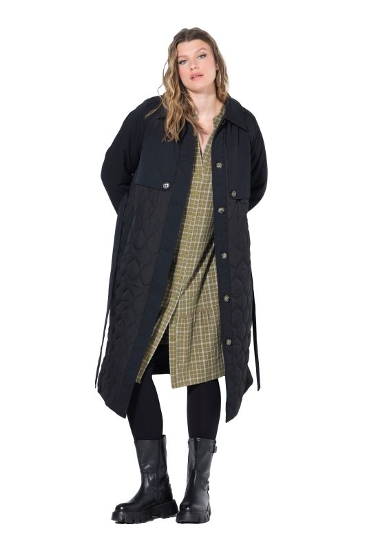 Trench-coat évasé, texture mixte et matelassage, rembourré, ceinture nouée