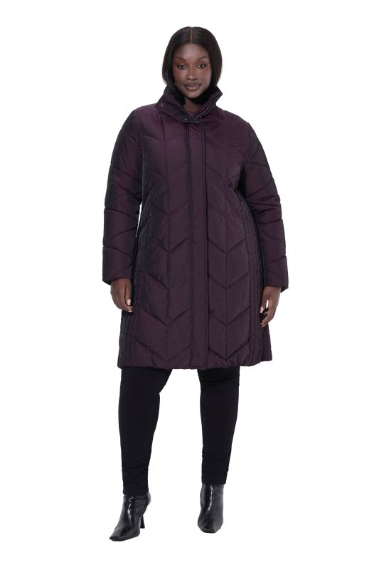 Manteau matelassé et imperméable, coupe évasée et boutons-pression sur les côtés