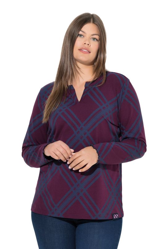 T-shirt manches longues, col V. Label OEKO-TEX