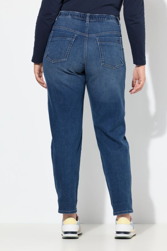 Jean Mom