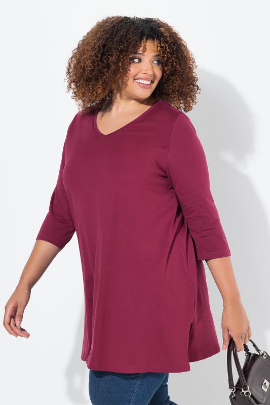 T-shirt long, coupe évasée, décolleté en V et manches 3/4