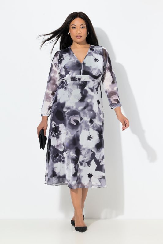 Robe maxi en tulle, motif à fleurs, décolleté en V et manches longues, coupe évasée