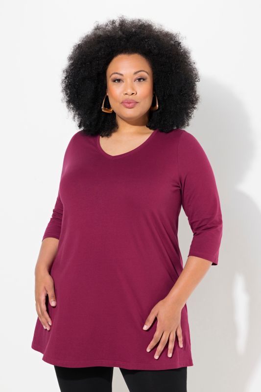 T-shirt long, coupe évasée, décolleté en V et manches 3/4