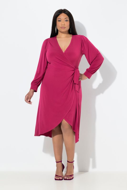 Robe cache-cœur, longueur midi, manches longues ballon, décolleté en V et ceinture à nouer