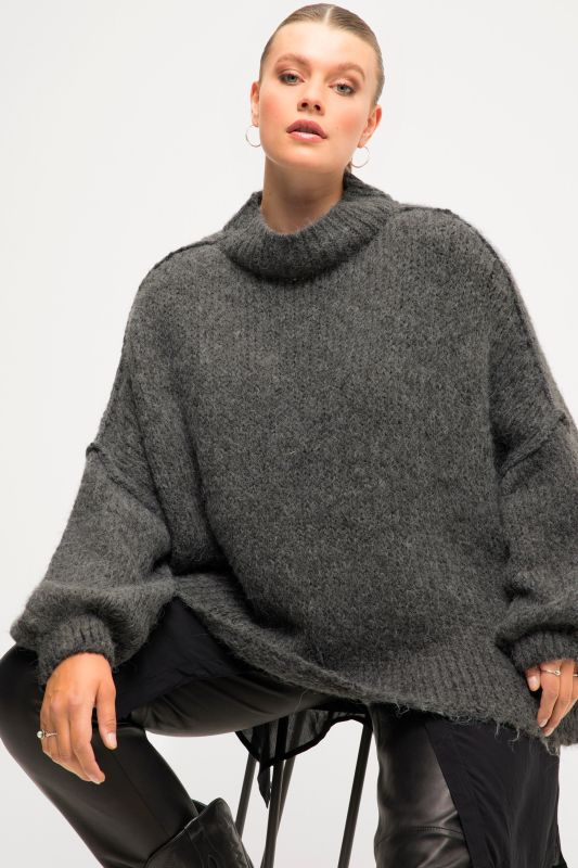 Pull  oversize en maille très douce, à col montant et manches longues, premium