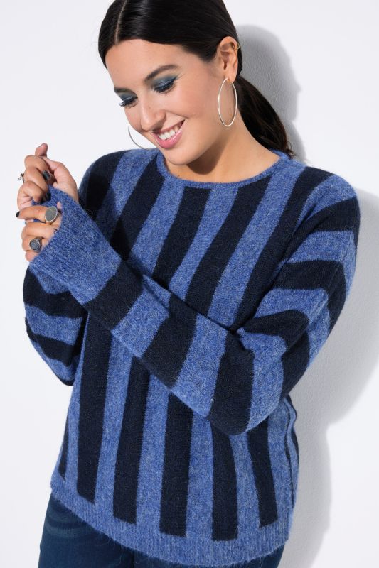 Pull oversize, rayures et manches ballon