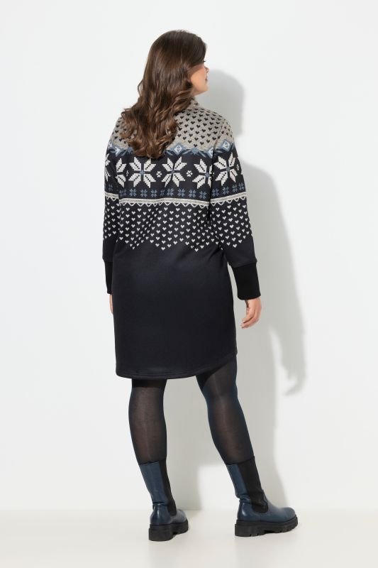 Robe en maille polaire, motif norvégien. Manches longues et col montant