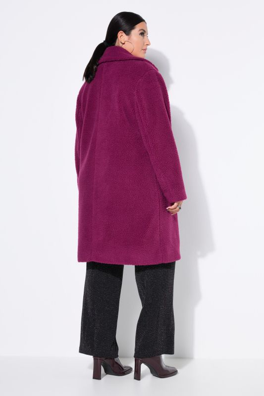 Manteau en polaire bouclée, coupe évasée et col à revers