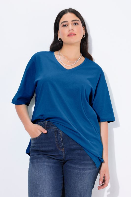 T-shirt coupe Relaxed Fit, décolleté en V et manches courtes
